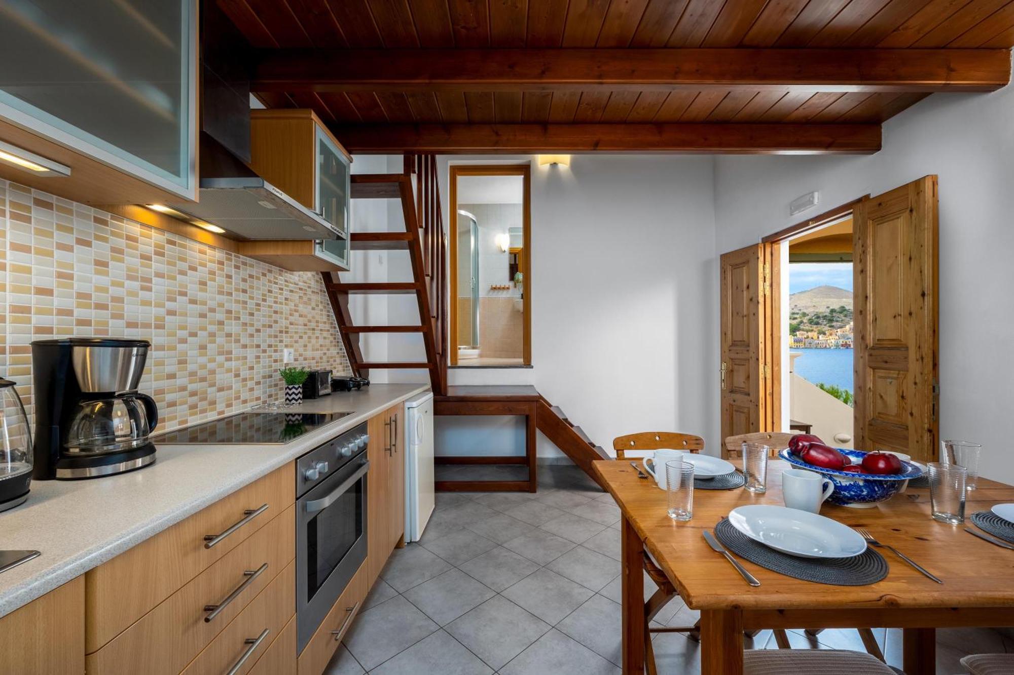 Over The Sea Apartments Simi Zewnętrze zdjęcie